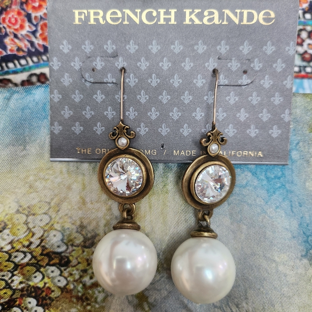 FRENCH KANDE PEARL & CRYSTAL Earrings NWT